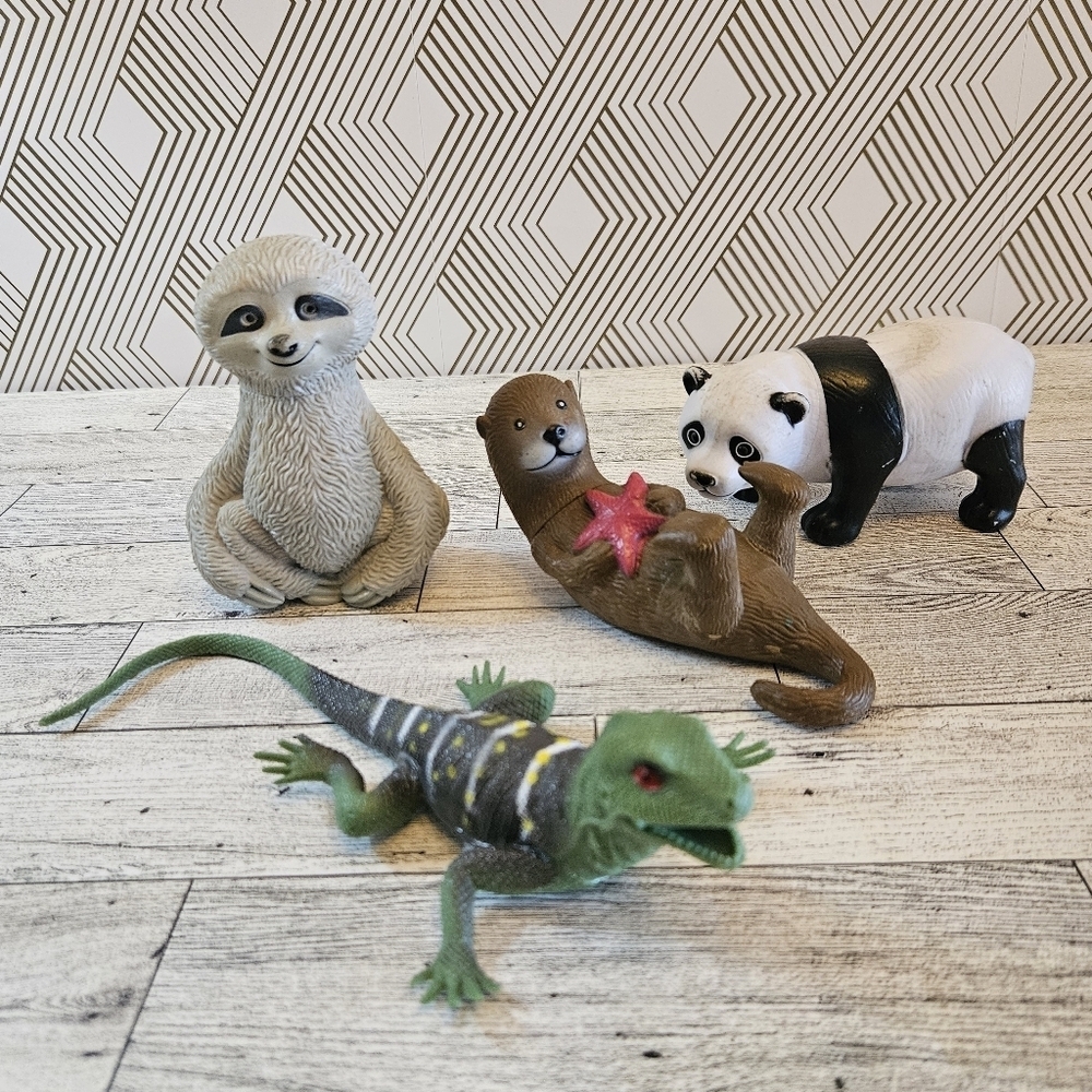 Lot Of 4 Plastic Animal Figures Sloth Lizard Otter Panda